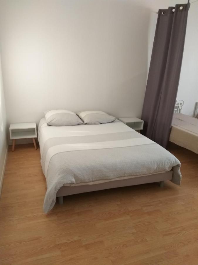 La Laujere Ivie - Gite & Piscine Privative Saint-Hilaire-du-Bois  Εξωτερικό φωτογραφία